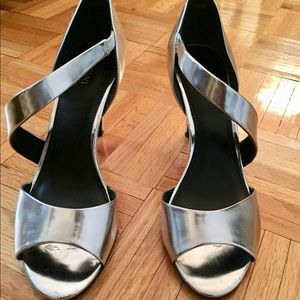 Women’s Alfani Silver heels with strap - Size 8.5M